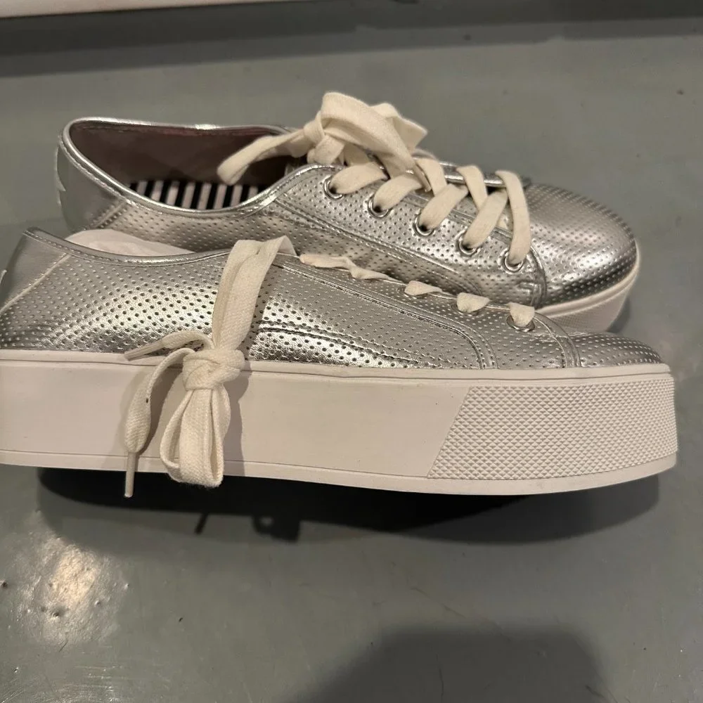 NWOT Betsey Johnson Sneakers - Picture 2 of 2